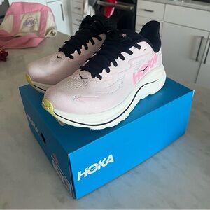 NWT Hoka Clifton 10 Pink Sneakers